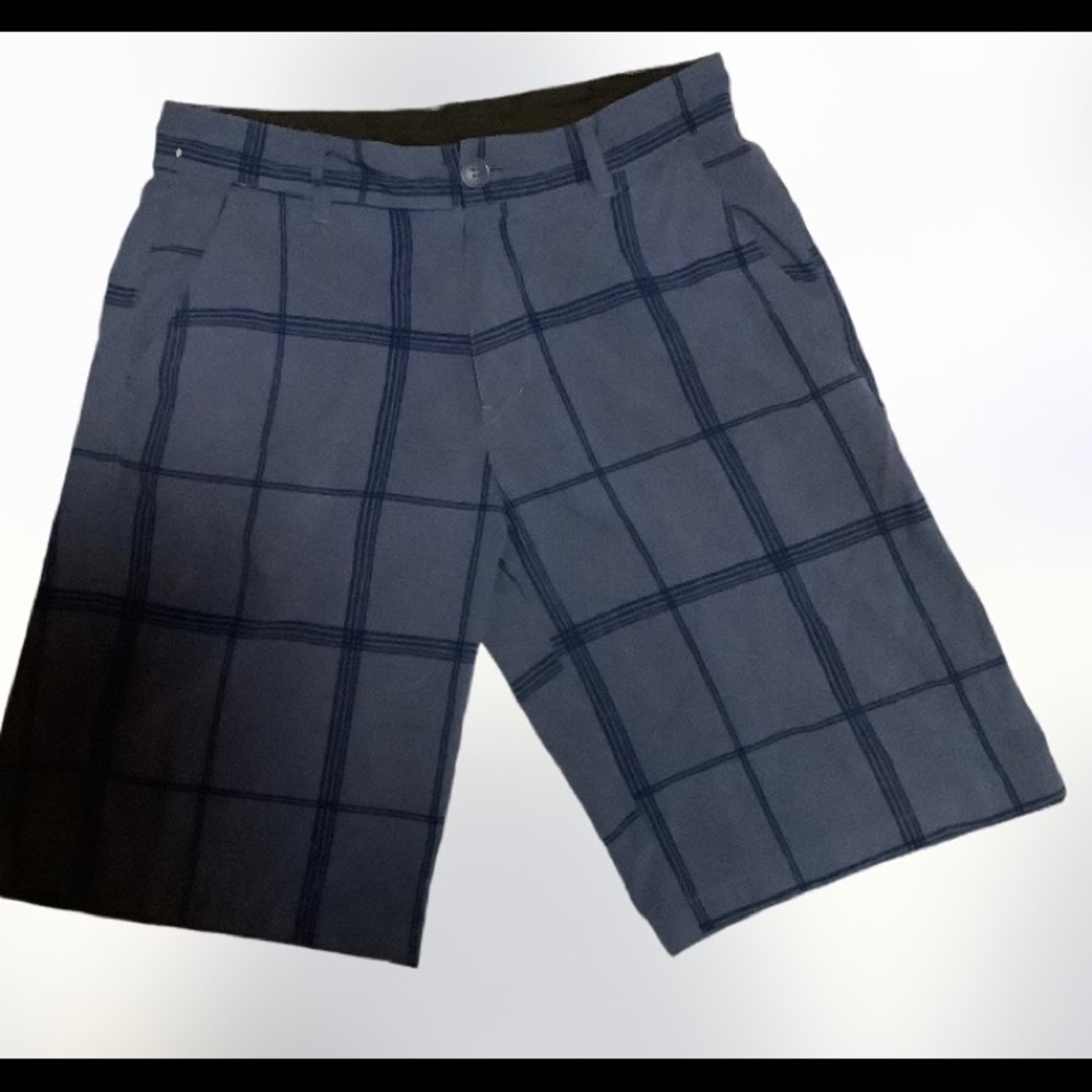 OP men's bermuda cut size 28.